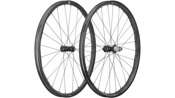 Fulcrum Metal Carbon  F1 