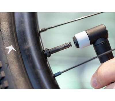 Schwalbe SCHWALBE CLIK VALVE SV-SCV Conversion Kit (Valves only: 2xValve Core SCV, 1xKey, Produktbild 2